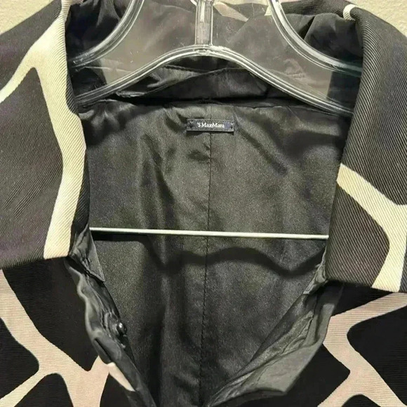 Max Mara Monochrome Printed Reversible Vada Coat, Size 6, Like New - Picture 6 of 12